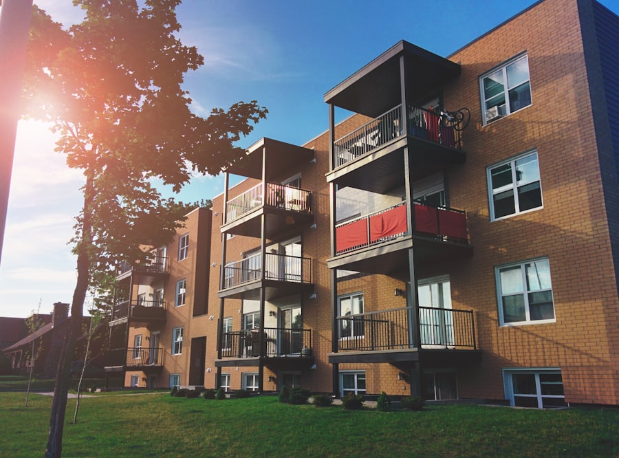 Florida multi-family property cash buyers — we buy duplexes, triplexes and apartments as-is Florida multi-family property cash buyers — we buy duplexes, triplexes and apartments as-is